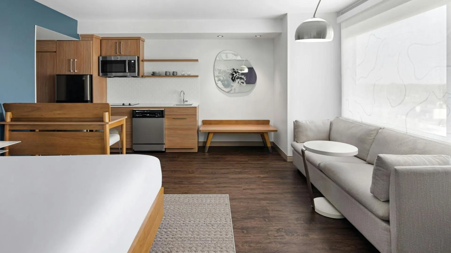 Element Calgary Downtown Hotel